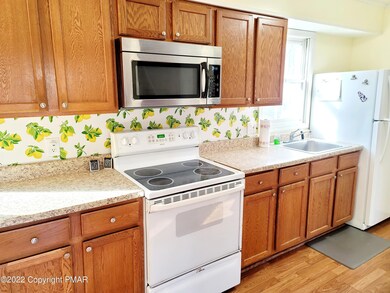 132 Rodeo Dr, Lords Valley, PA 18428 - photo 6