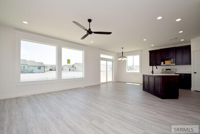 Great Room to Kitchen
