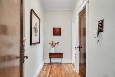 4 Crawford St unit 11, Cambridge, MA 02139 - photo 2