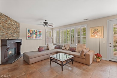 1858 W Meadowbrook Dr, Santa Ana, CA 92704 - photo 3