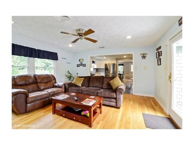 194 Allen Ave, Wakefield, RI 02879 - photo 7