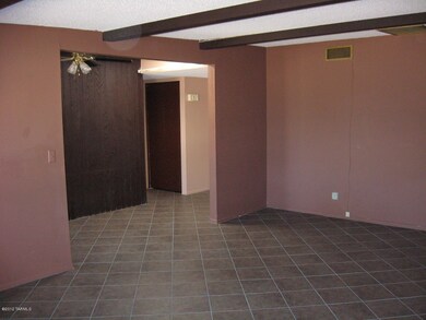 1301 W Calle Del Ensayador 004