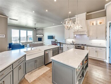 Kitchen- Look at your upscale kitchen!  Included i