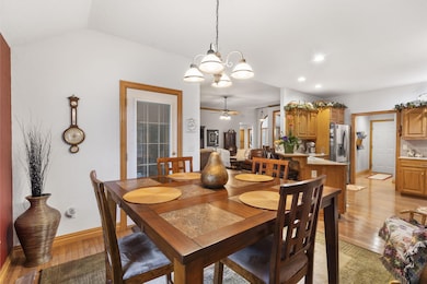 7-web-or-mls-HWJ07692