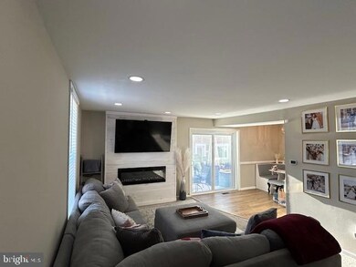 9850 Whiskey Run, Laurel, MD 20723 - photo 4