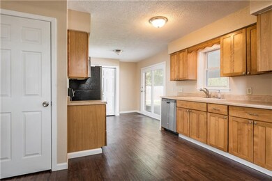 160 W O and M Ave, North Vernon, IN 47265 - photo 6