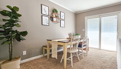 breakfast room