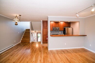 71 S Williams St unit 2, Burlington, VT 05401 - photo 4