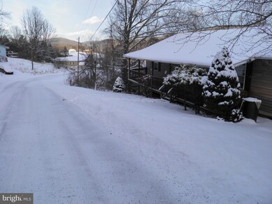 70 Cherry St, Franklin, WV 26807 - photo 2