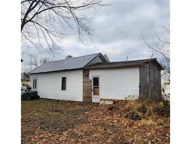 37 E Division Ave, Barron, WI 54812 - photo 5