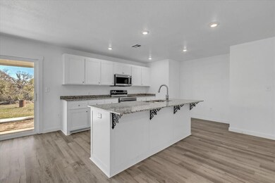 303 S Leo Ave, Shawnee, OK 74801 - photo 4