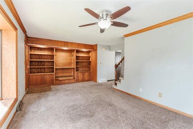 1403 W 2nd St, Cedar Falls, IA 50613 - photo 4