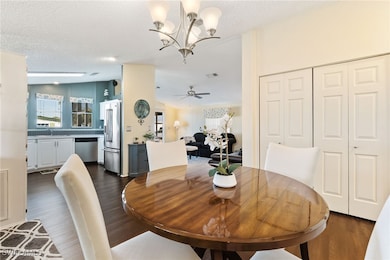 2130 Jacaranda Ct, Naples, FL 34110 - photo 5