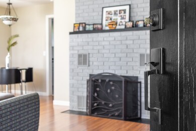 1916 Lee St, Columbus, IN 47201 - photo 4