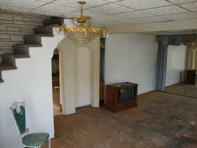 1142 Wyoming Ave, Kingston, PA 18704 - photo 2