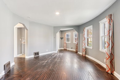 1209 Walton Ave, Racine, WI 53402 - photo 3