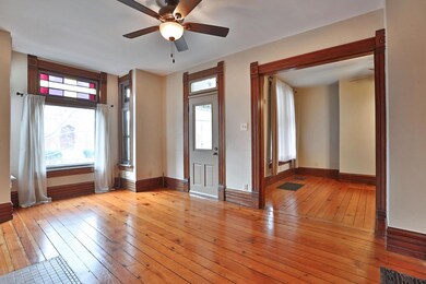 240-W2nd-18