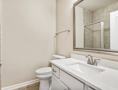 17039 Shy Leaf Ct, Conroe, TX 77385 - photo 7