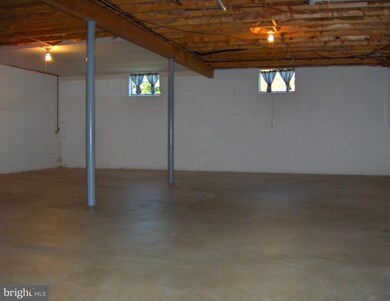 13913 Paradise Church Rd, Hagerstown, MD 21742 - photo 5