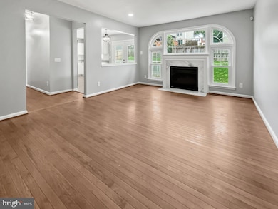 3570 Prince Edward Dr, White Plains, MD 20695 - photo 6