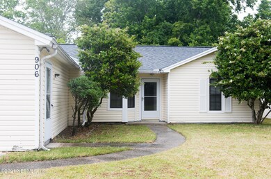 906 Aries Rd W, Jacksonville, FL 32216 - photo 3