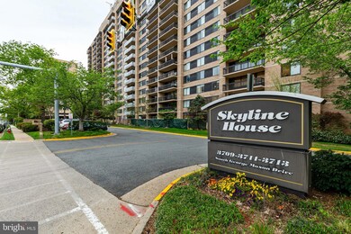 3709 S George Mason Dr unit 414, Baileys Crossroads, VA 22041 - photo 2