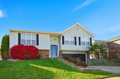 2505 Foxcove Ct, Cincinnati, OH 45211 - photo 2