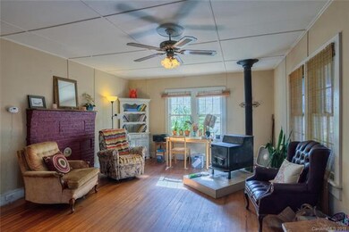 139 Martin Branch Rd, Leicester, NC 28748 - photo 2