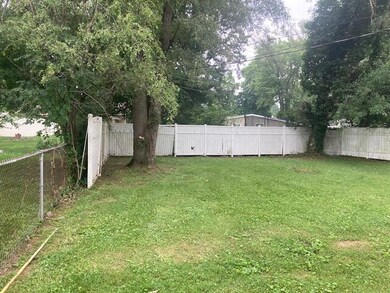 1614 Baxter Dr, Columbus, OH 43227 - photo 2