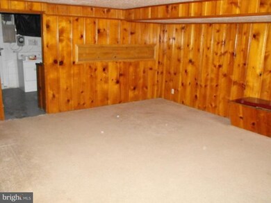 916 N Marlyn Ave, Essex, MD 21221 - photo 2