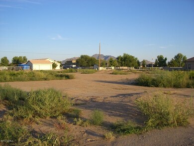 PROPERTY LOOKING SOUTH EAST 2