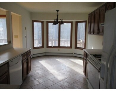 4 Sullivan Blvd, Oxford, MA 01540 - photo 2