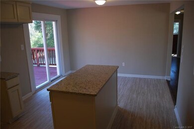 137 Country View Rd, Statesville, NC 28625 - photo 7