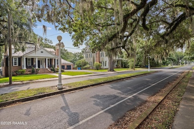 4-web-or-mls-302 Main St-4