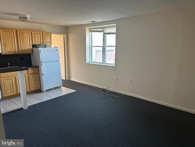 4522 Baker St unit 8, Philadelphia, PA 19127 - photo 3