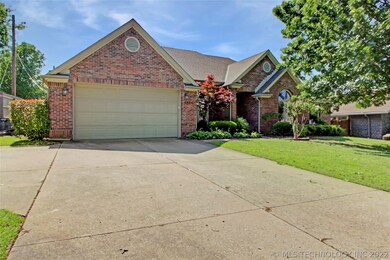 5924 S Marion Place, Tulsa, OK 74135 - photo 2