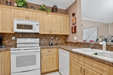 20220 Boca West Dr unit 303, Boca Raton, FL 33434 - photo 4