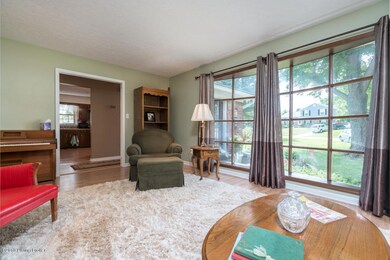 6807 Creedmoor Ct, Louisville, KY 40228 - photo 5