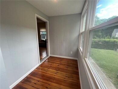 31 Woodland Ave, Smithfield, RI 02917 - photo 3