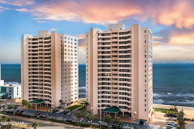 DiMucci Twin Towers unit 1402, Daytona Beach, FL 32118 - photo 2