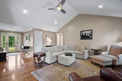 121 Maple Ave, Rutland, MA 01543 - photo 3