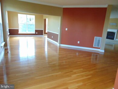 12127 Cypress Spring Rd, Clarksburg, MD 20871 - photo 5