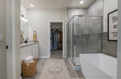 2416 W Birmingham St, Broken Arrow, OK 74011 - photo 6