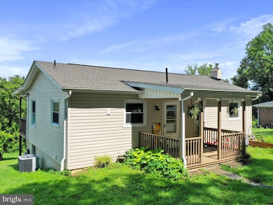 37 and 41 Headwaters Rd, Chester Gap, VA 22623 - photo 3