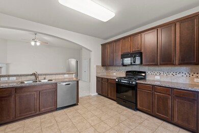 4706 Alluvial Cir, Alvin, TX 77511 - photo 6