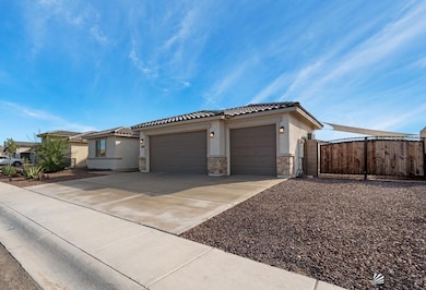 11853 E 24th Place, Yuma, AZ 85367 - photo 2
