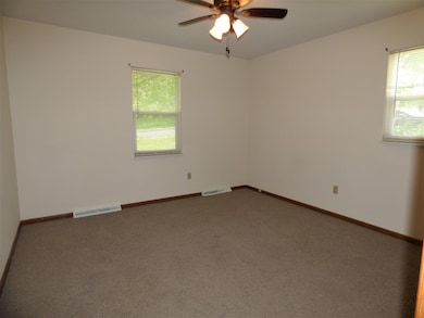 814A S Fairview Road