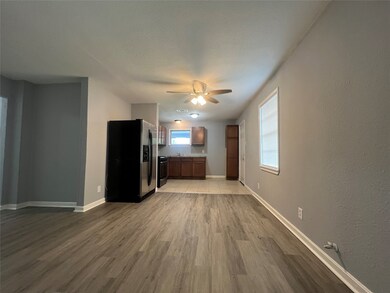 3910 Ward St, Houston, TX 77021 - photo 5
