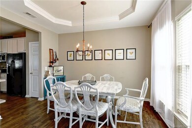 215 Sigel Dr, Fort Mill, SC 29715 - photo 3