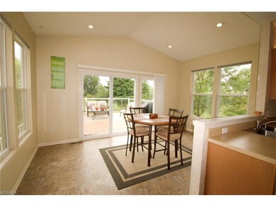 16x10 Sun Room w/amazing views.
